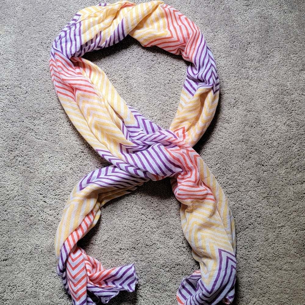 JJ Boutique Lightweight Chevron Scarf